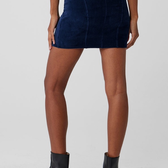 NWOT Alo Micro Corduroy Winter Break Mini Skirt Size S - Picture 5 of 7